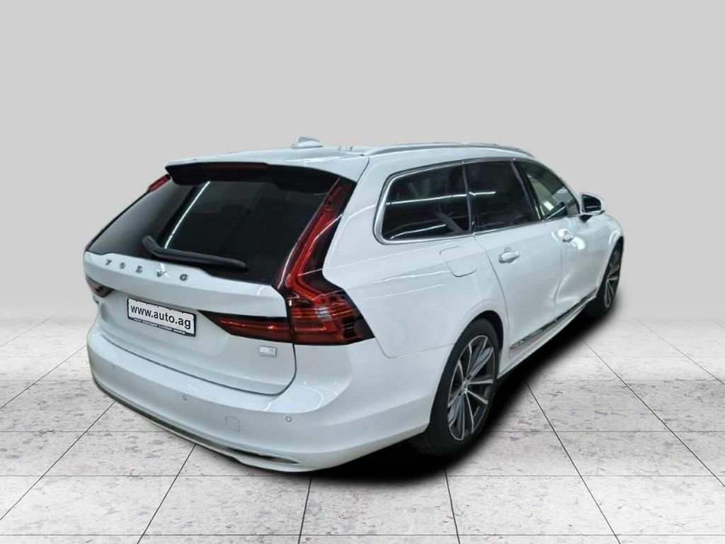 Volvo V90 2021