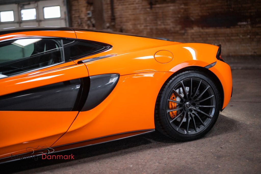 McLaren 570GT 2017