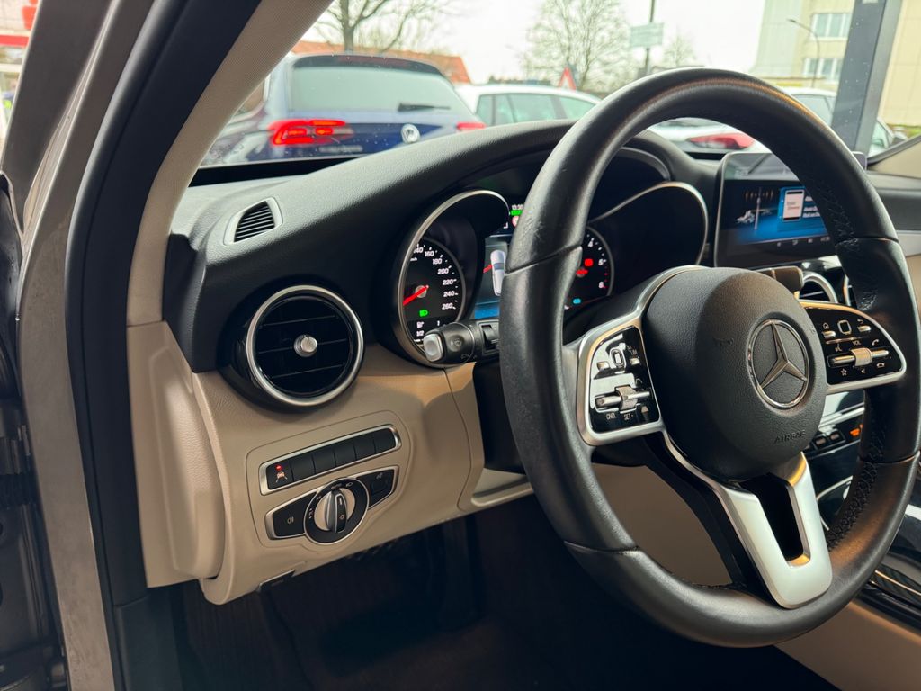 Mercedes-Benz C 300 2020