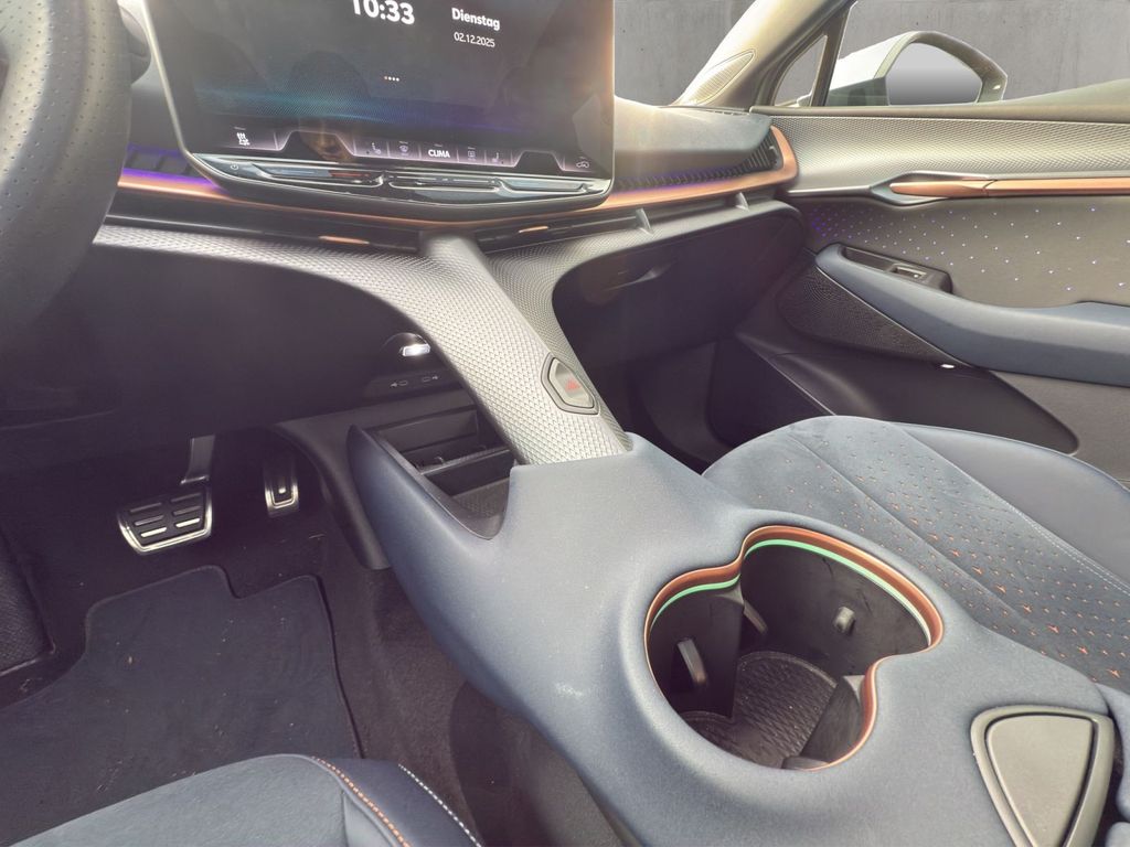 Cupra Tavascan 2024