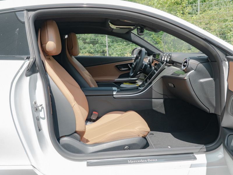 Mercedes-Benz CLE 220 2025