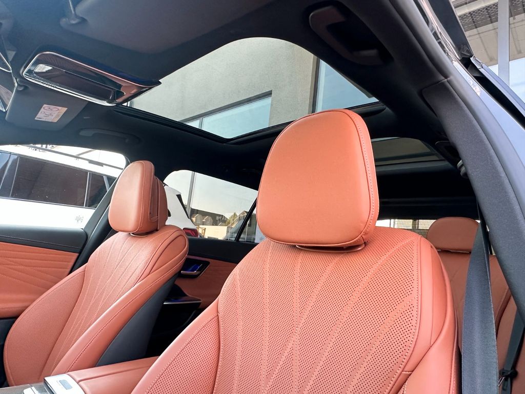 Mercedes-Benz C 300 2023