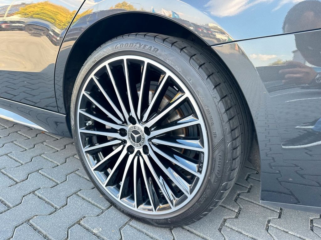 Mercedes-Benz C 300 2023