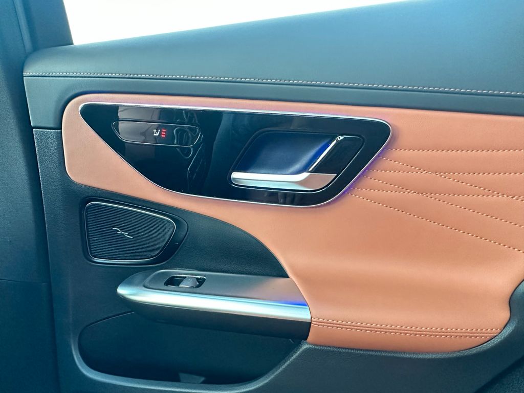 Mercedes-Benz C 300 2023
