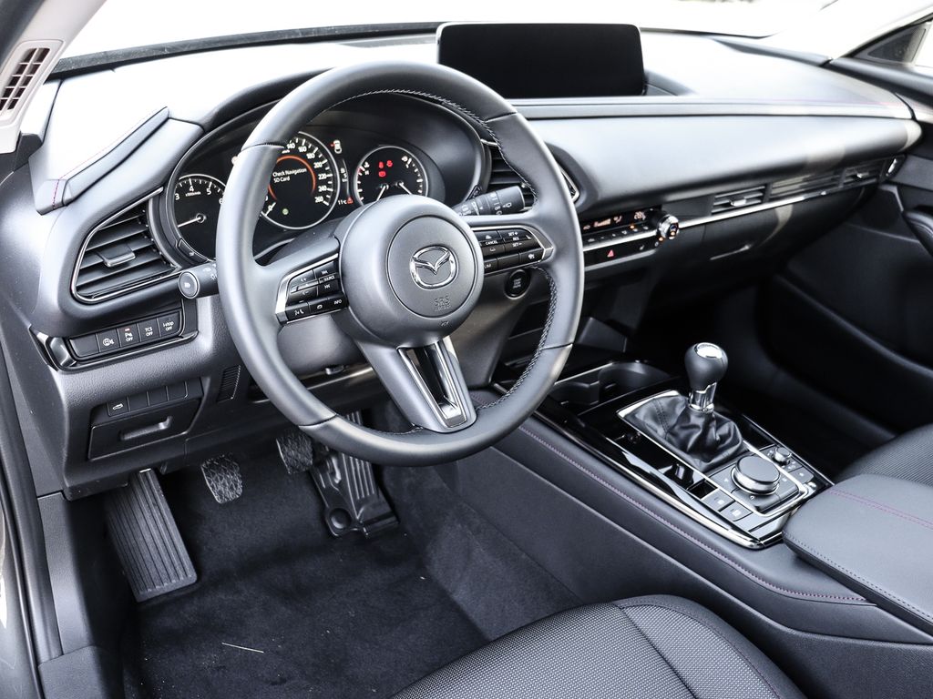 Mazda CX-30 2025