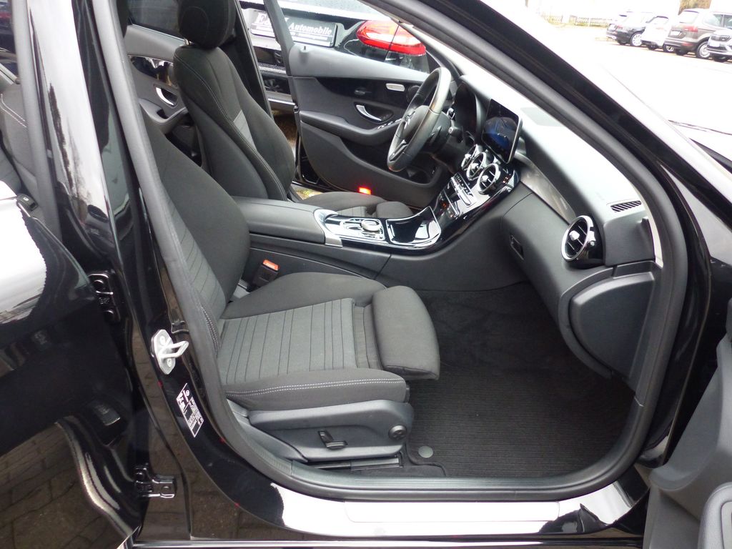 Mercedes-Benz C 200 2021
