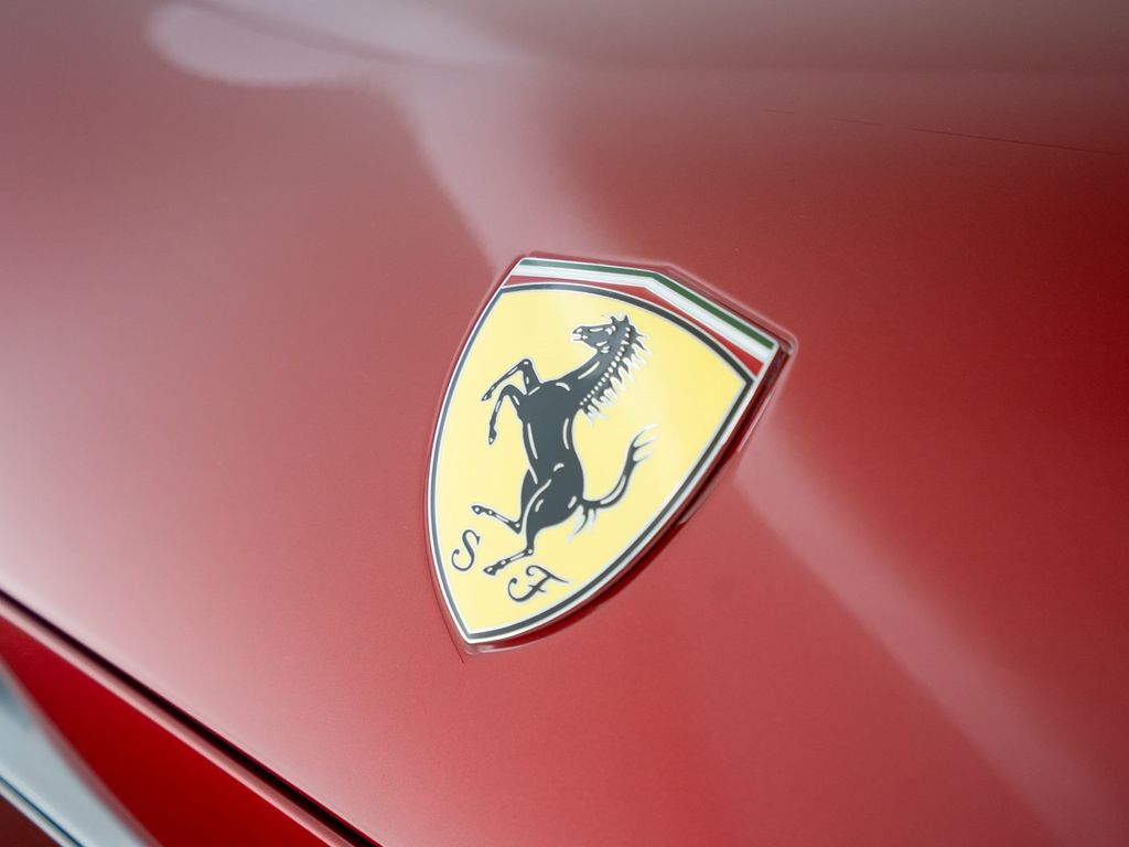 Ferrari 12Cilindri 2025