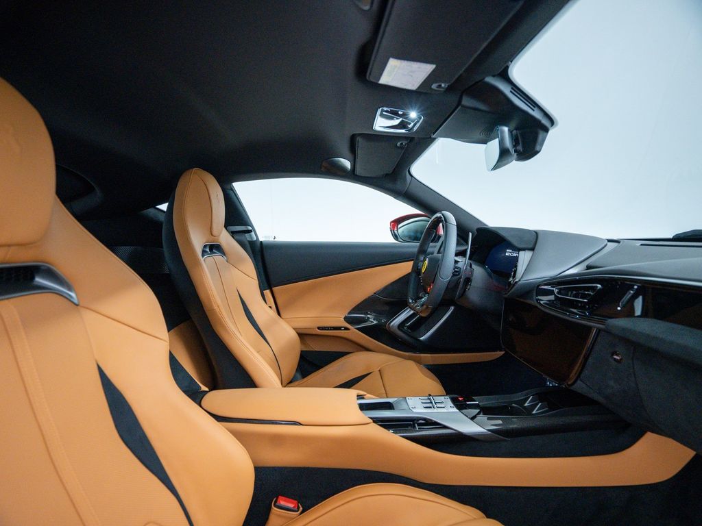 Ferrari 12Cilindri 2025