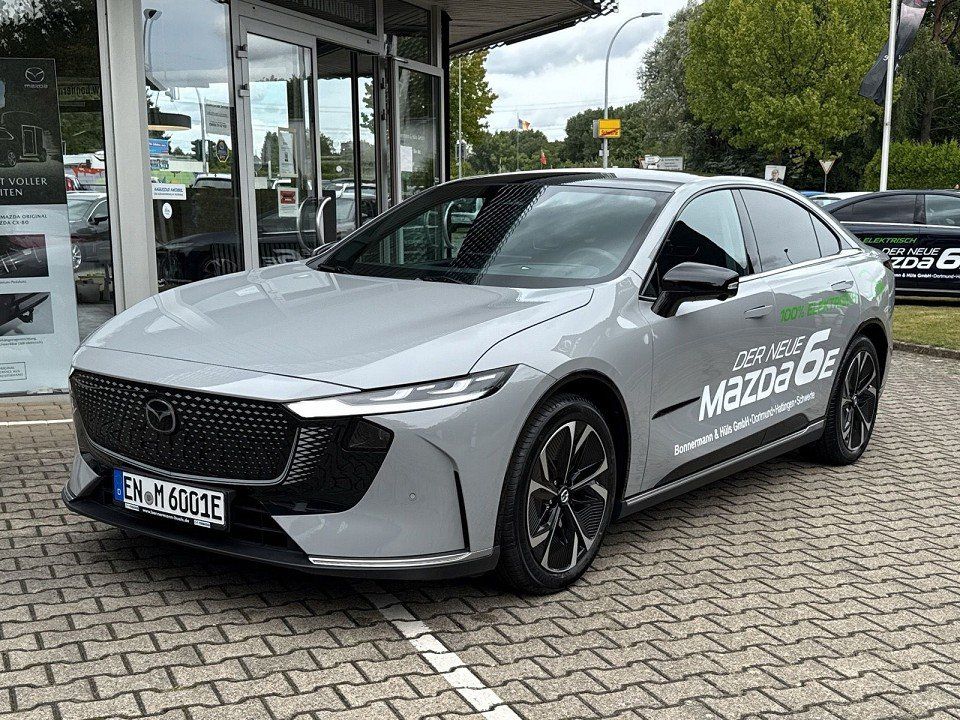 Mazda 6e 2025