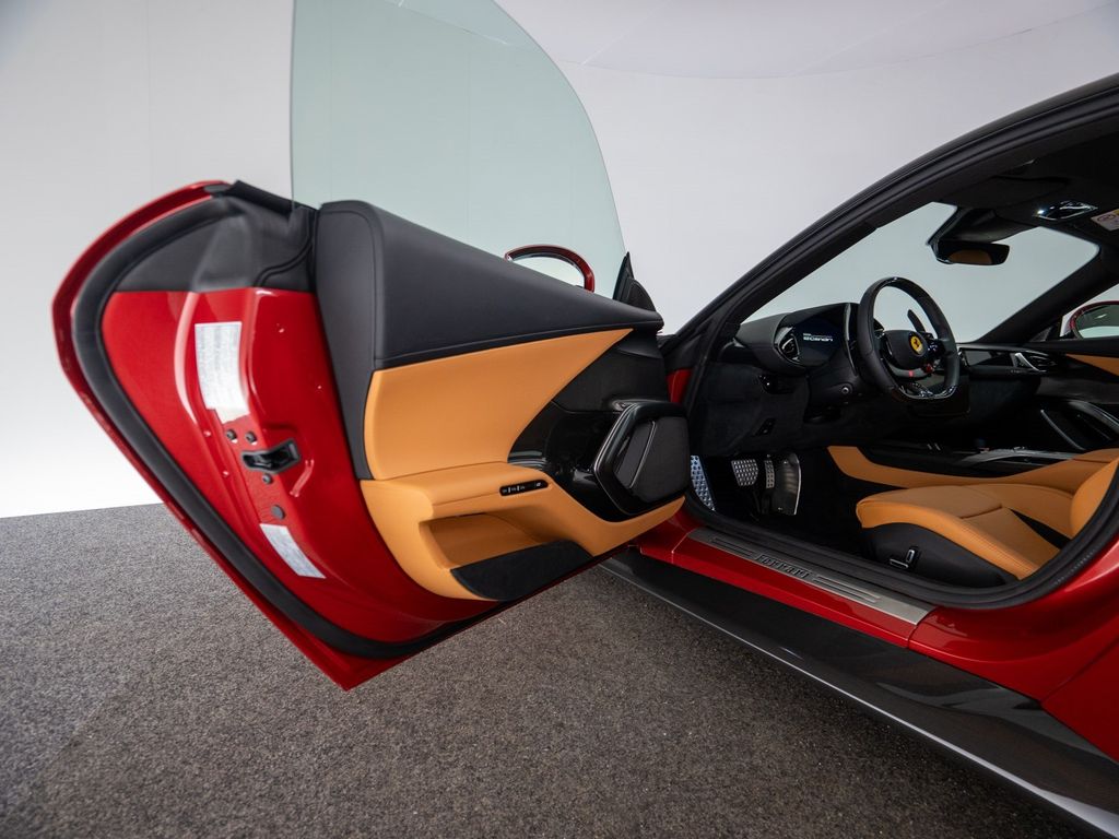 Ferrari 12Cilindri 2025