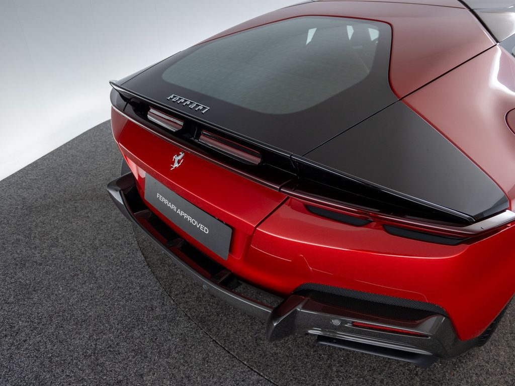 Ferrari 12Cilindri 2025