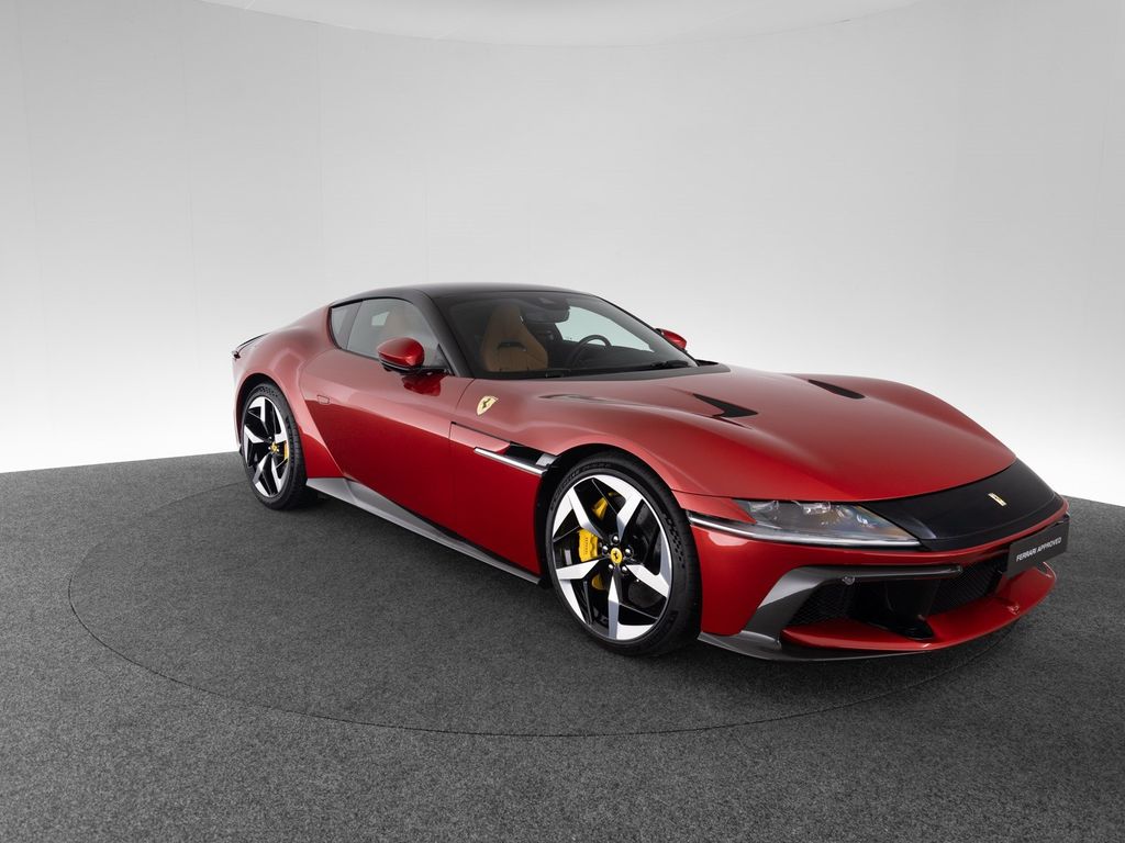 Ferrari 12Cilindri 2025