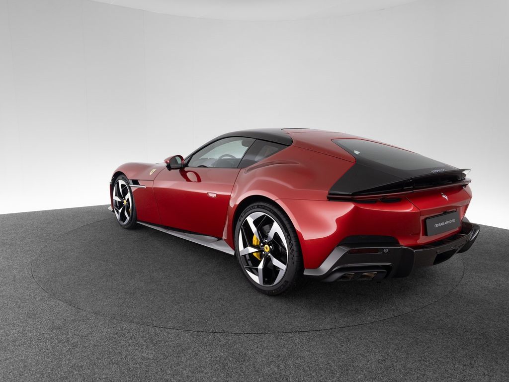 Ferrari 12Cilindri 2025