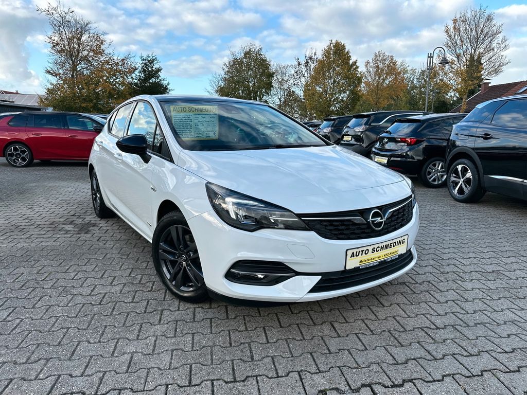 Opel Astra 2021