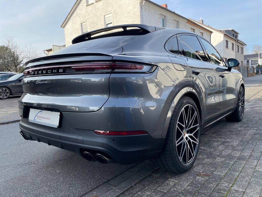 Porsche Cayenne 2025