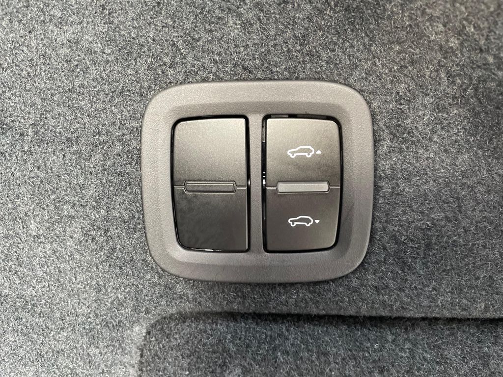 Porsche Cayenne 2025