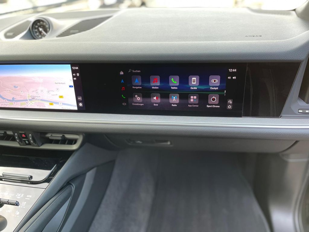 Porsche Cayenne 2025