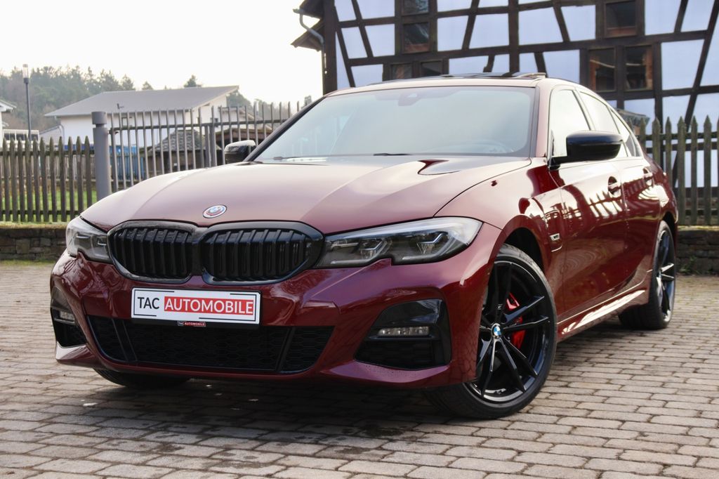 BMW 330 2022