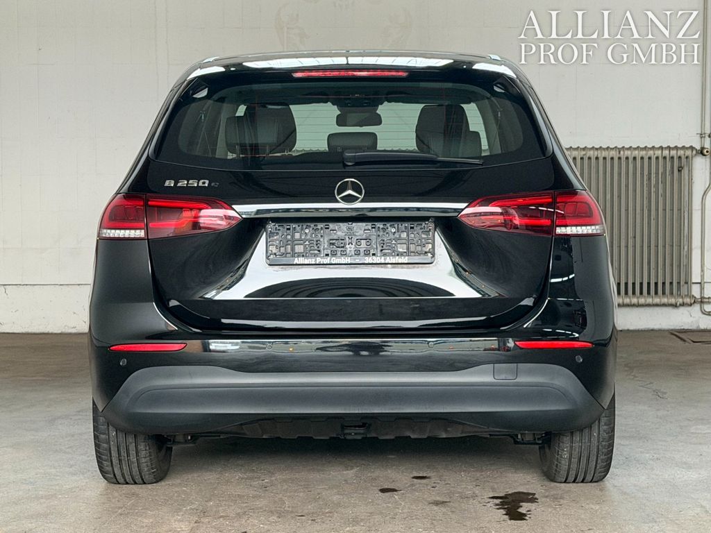 Mercedes-Benz B 250 2021