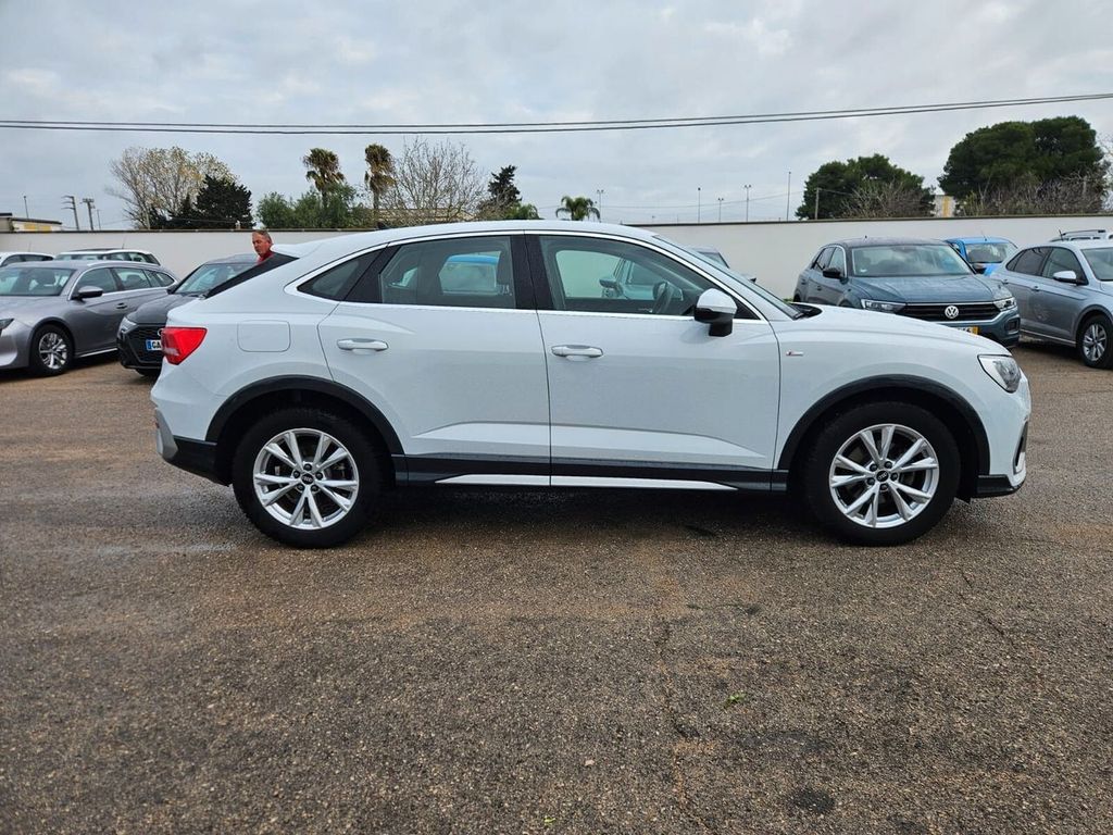 Audi Q3 2021