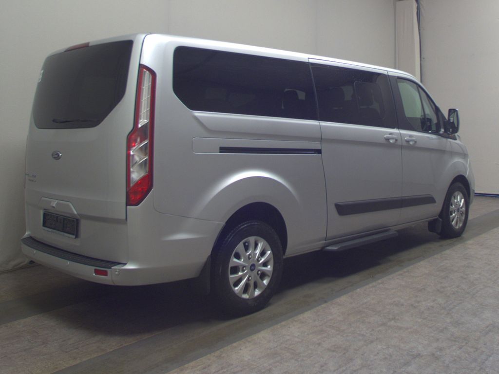 Ford Tourneo Custom 2022