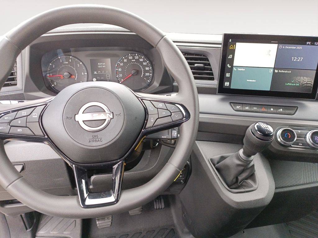 Nissan Interstar 2024