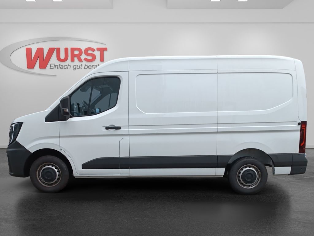 Nissan Interstar 2024