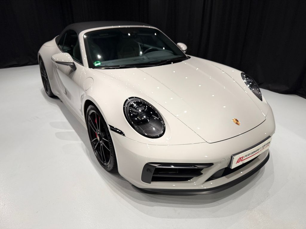Porsche 992 2023