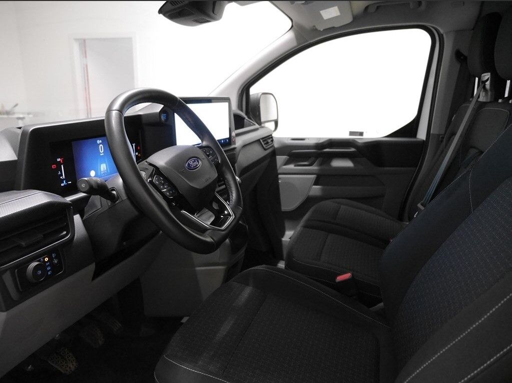 Ford Transit Custom 2024