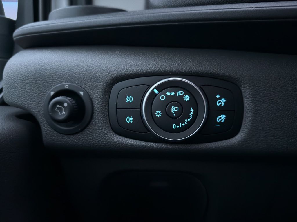 Ford Transit 2023