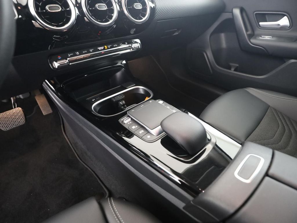 Mercedes-Benz A 250 2022