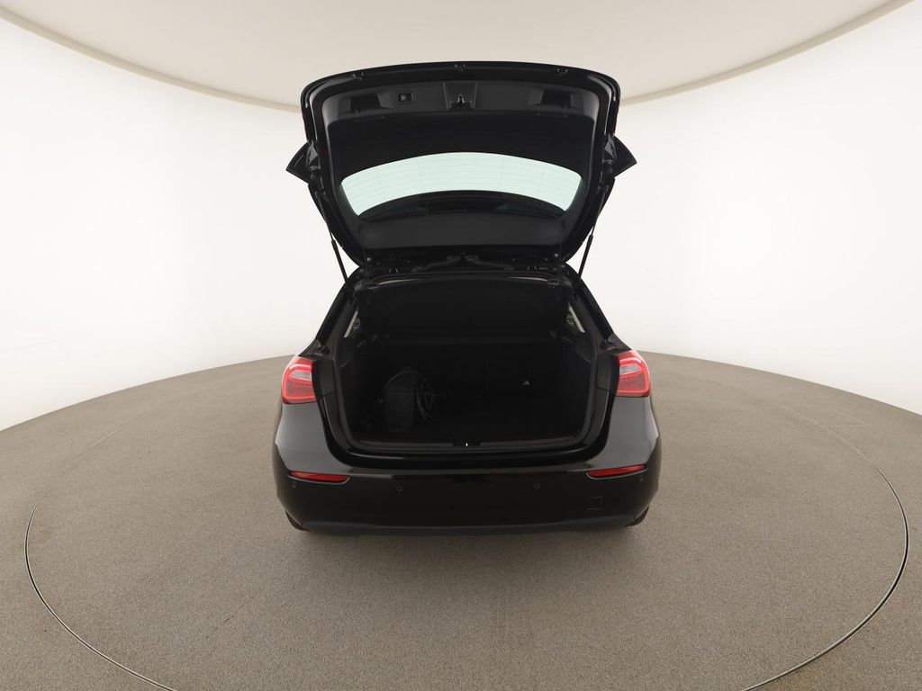 Mercedes-Benz A 250 2022