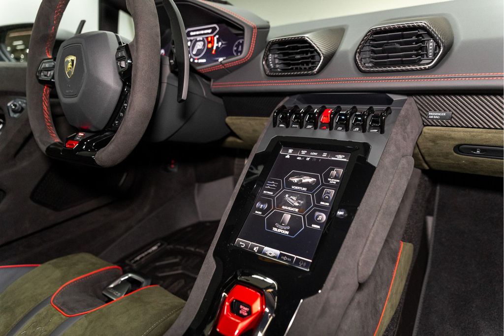 Lamborghini Huracán 2025