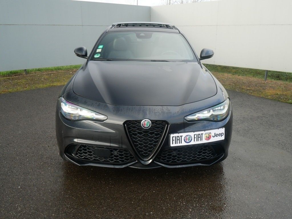 Alfa Romeo Giulia 2023
