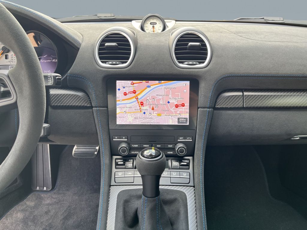 Porsche Boxster 2025