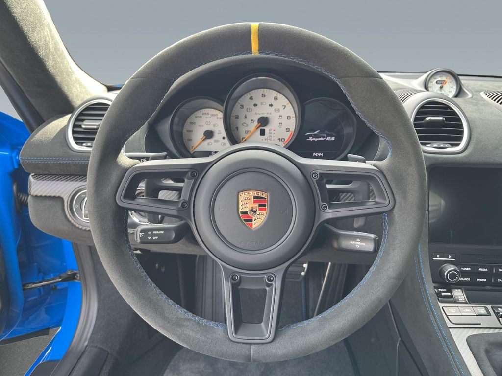 Porsche Boxster 2025