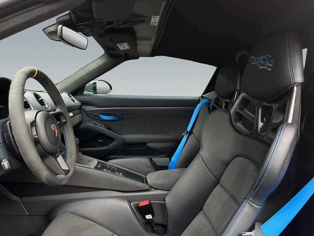 Porsche Boxster 2025