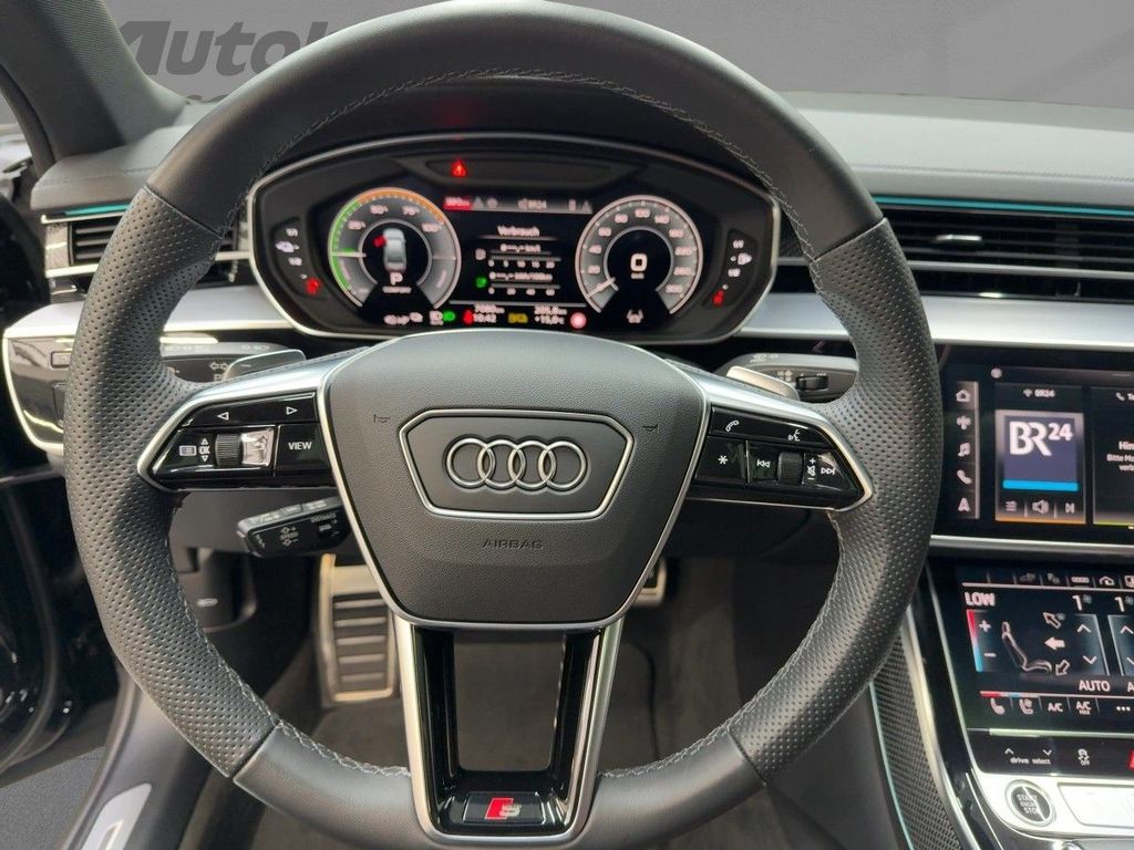 Audi A8 2024