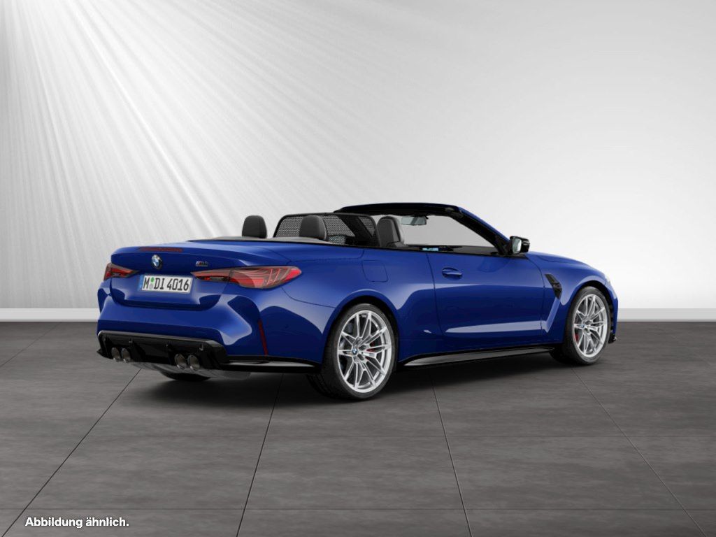 BMW M4 2025