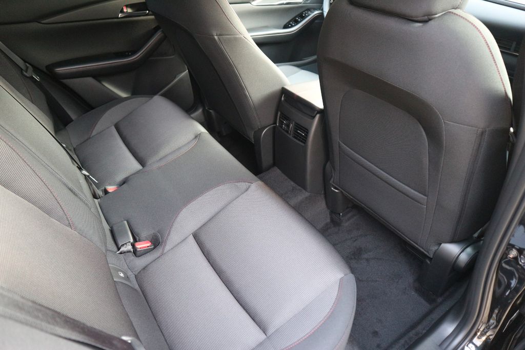 Mazda CX-30 2025