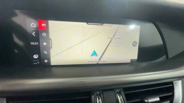 Alfa Romeo Stelvio 2024