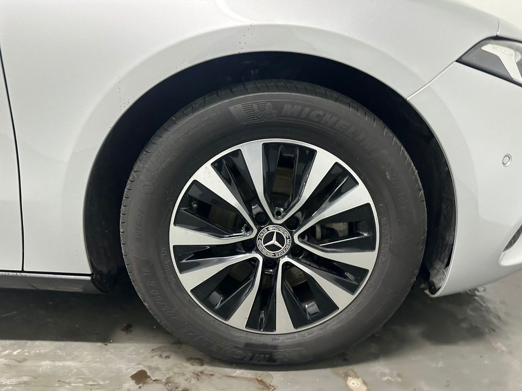 Mercedes-Benz A 200 2022