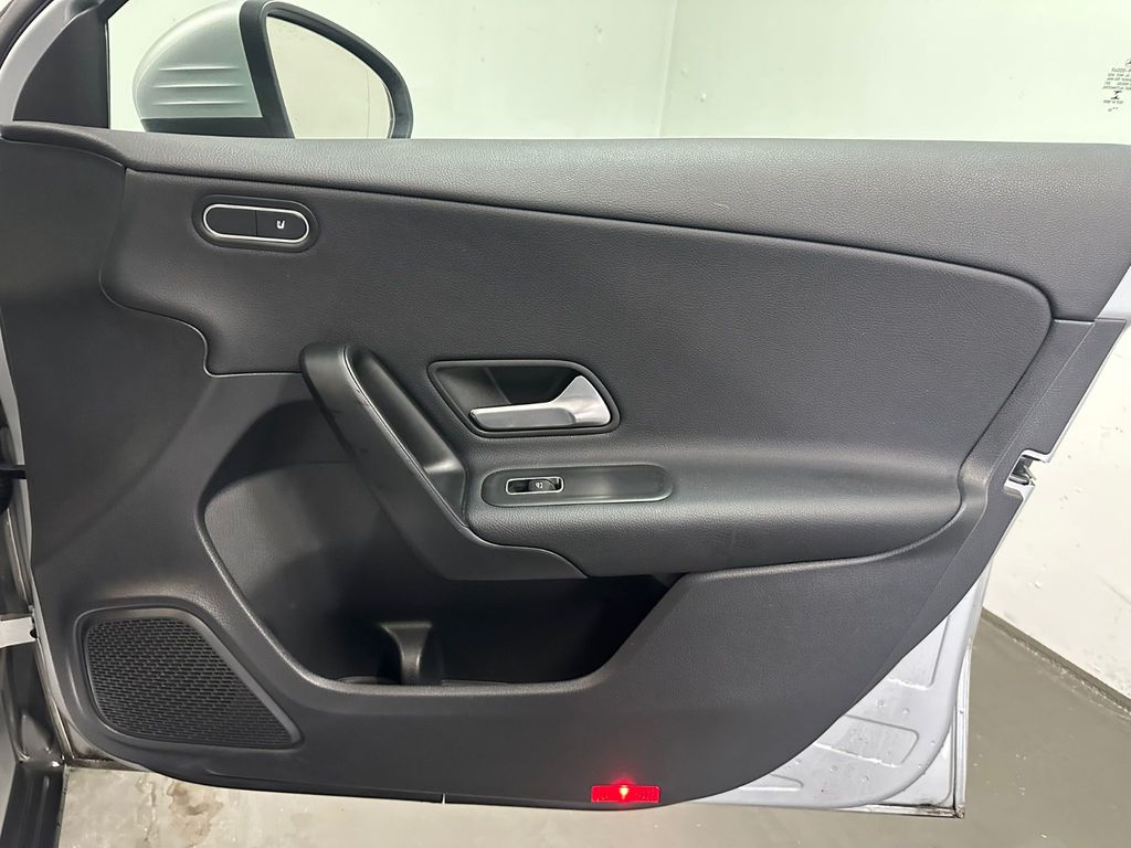 Mercedes-Benz A 200 2022