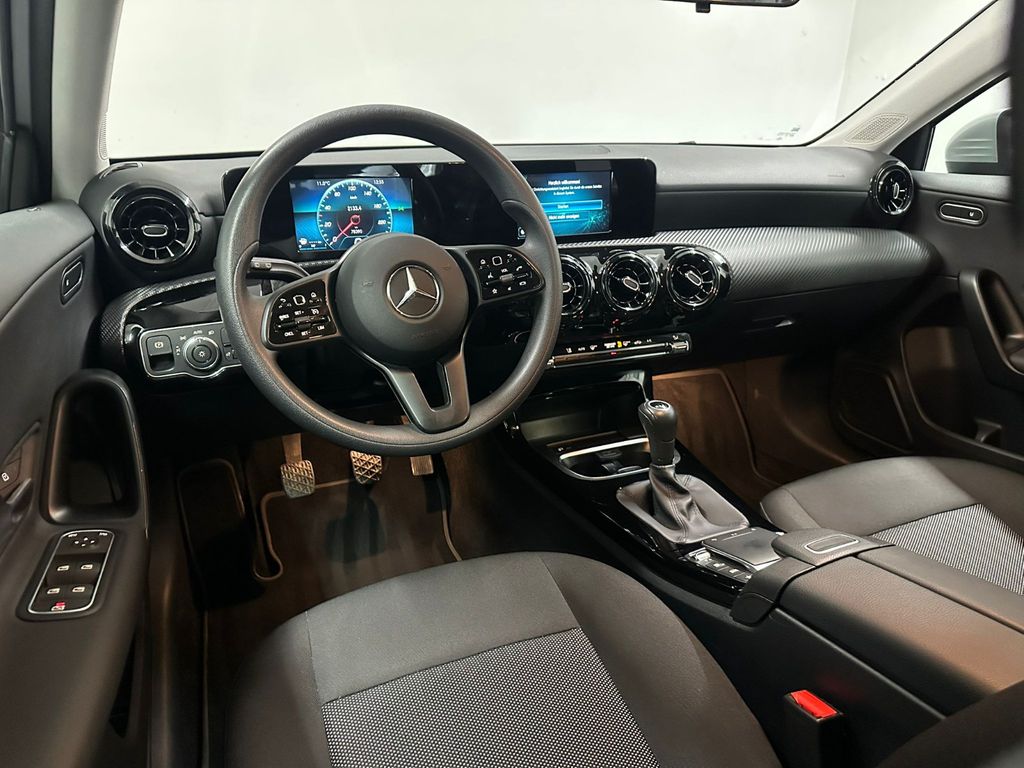 Mercedes-Benz A 200 2022
