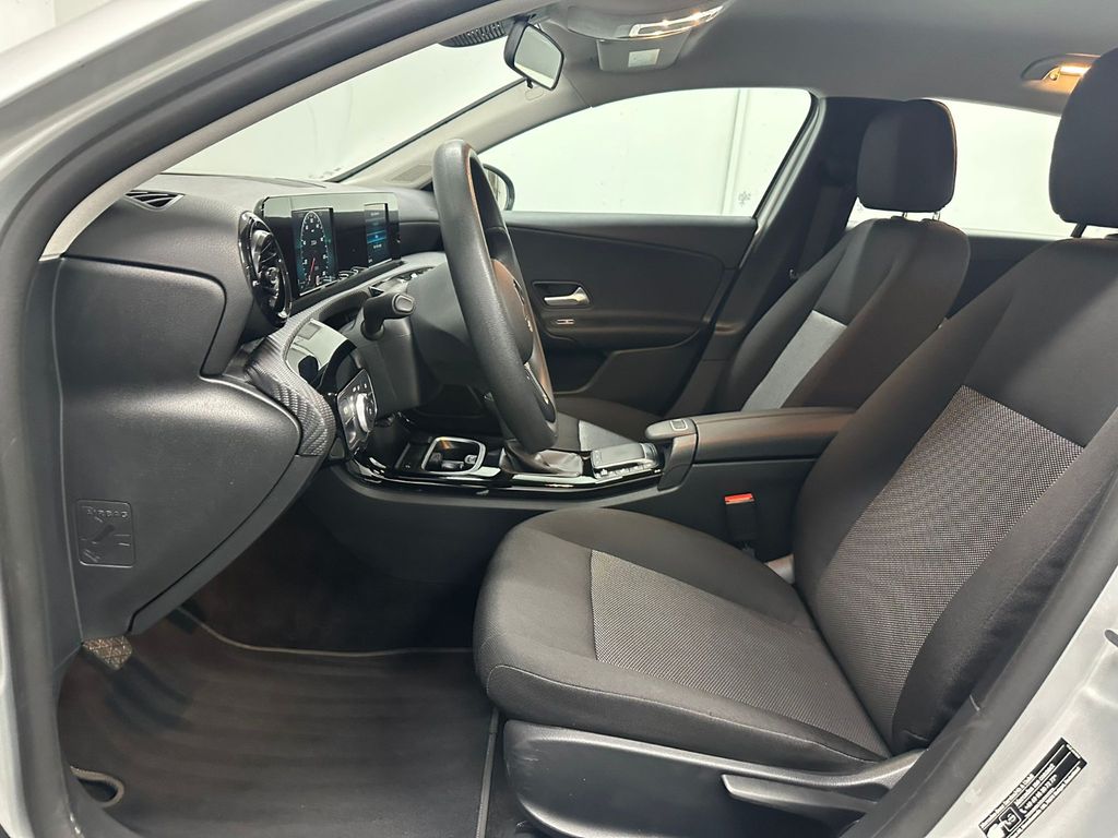 Mercedes-Benz A 200 2022