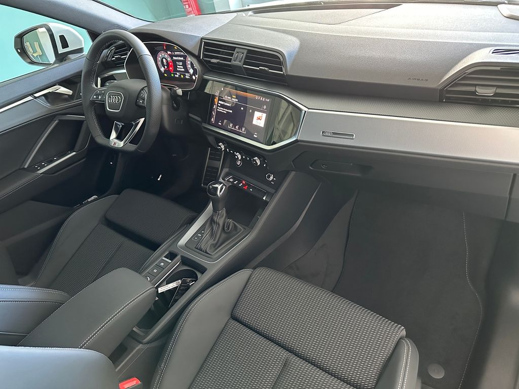 Audi Q3 2025