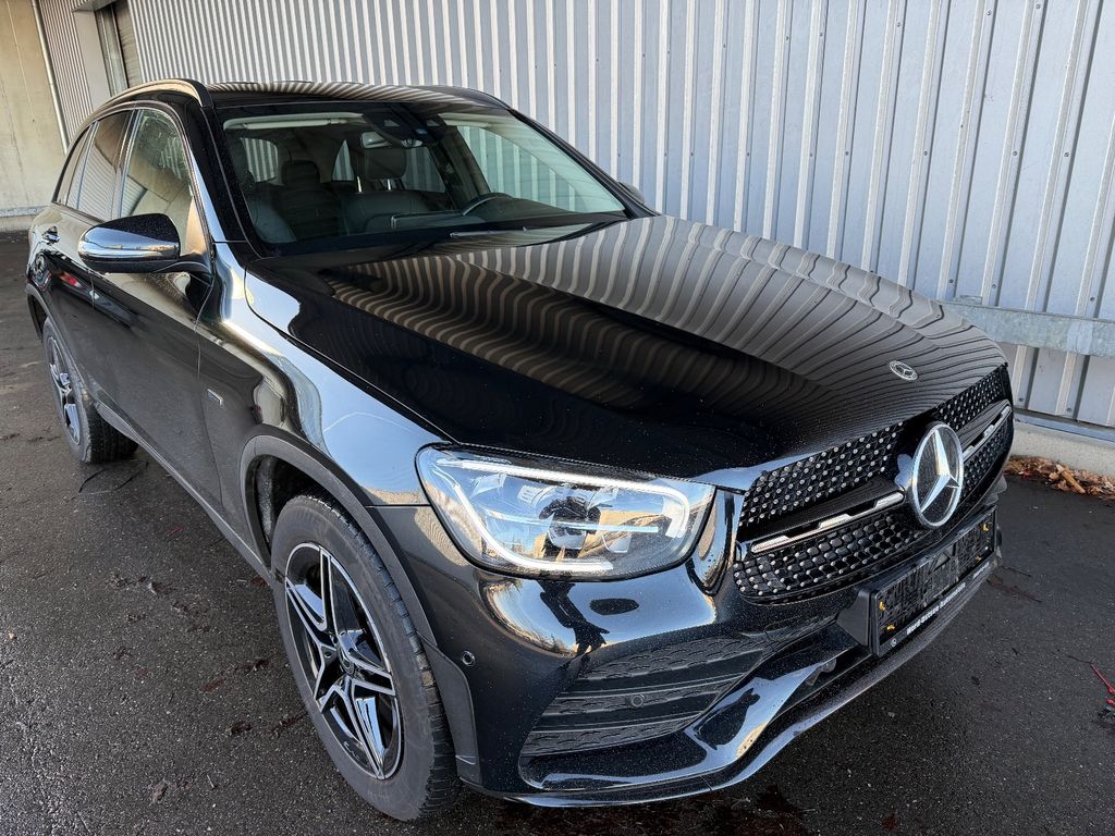 Mercedes-Benz GLC 300 2021