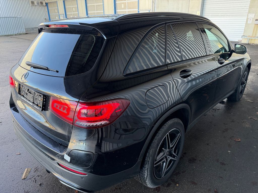 Mercedes-Benz GLC 300 2021