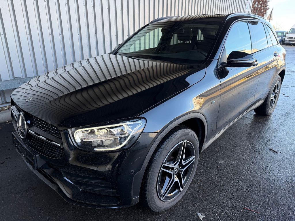 Mercedes-Benz GLC 300 2021
