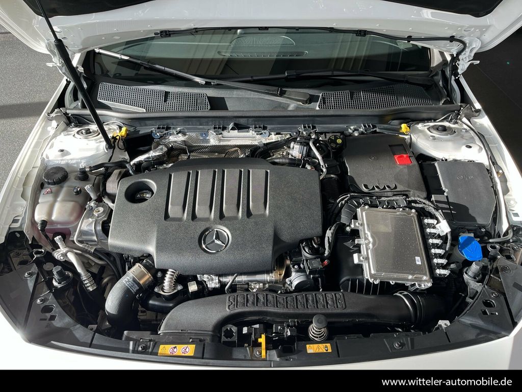 Mercedes-Benz A 220 2024